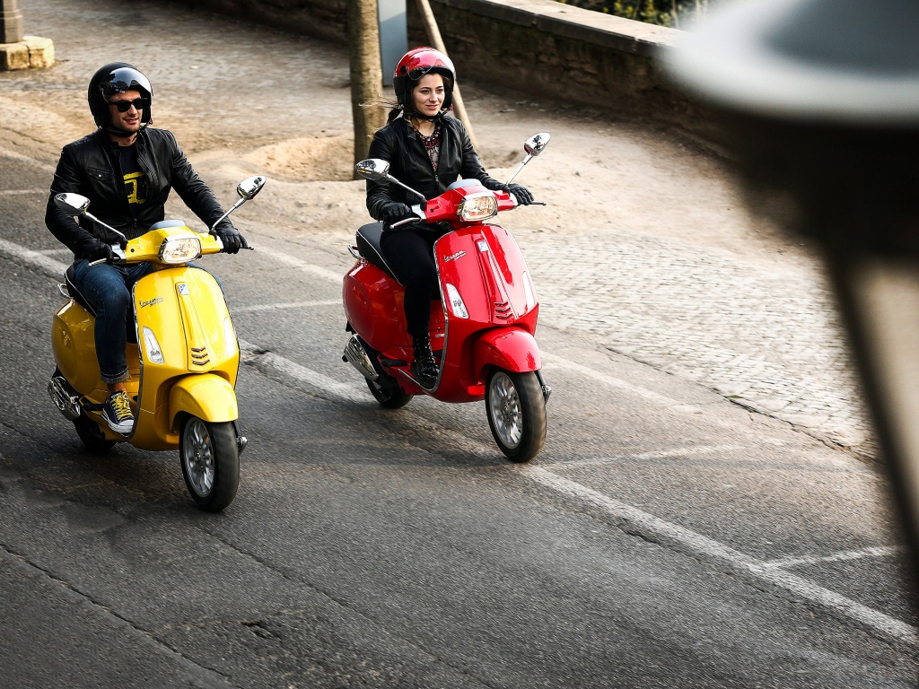 Фото скутера Vespa Sprint 125